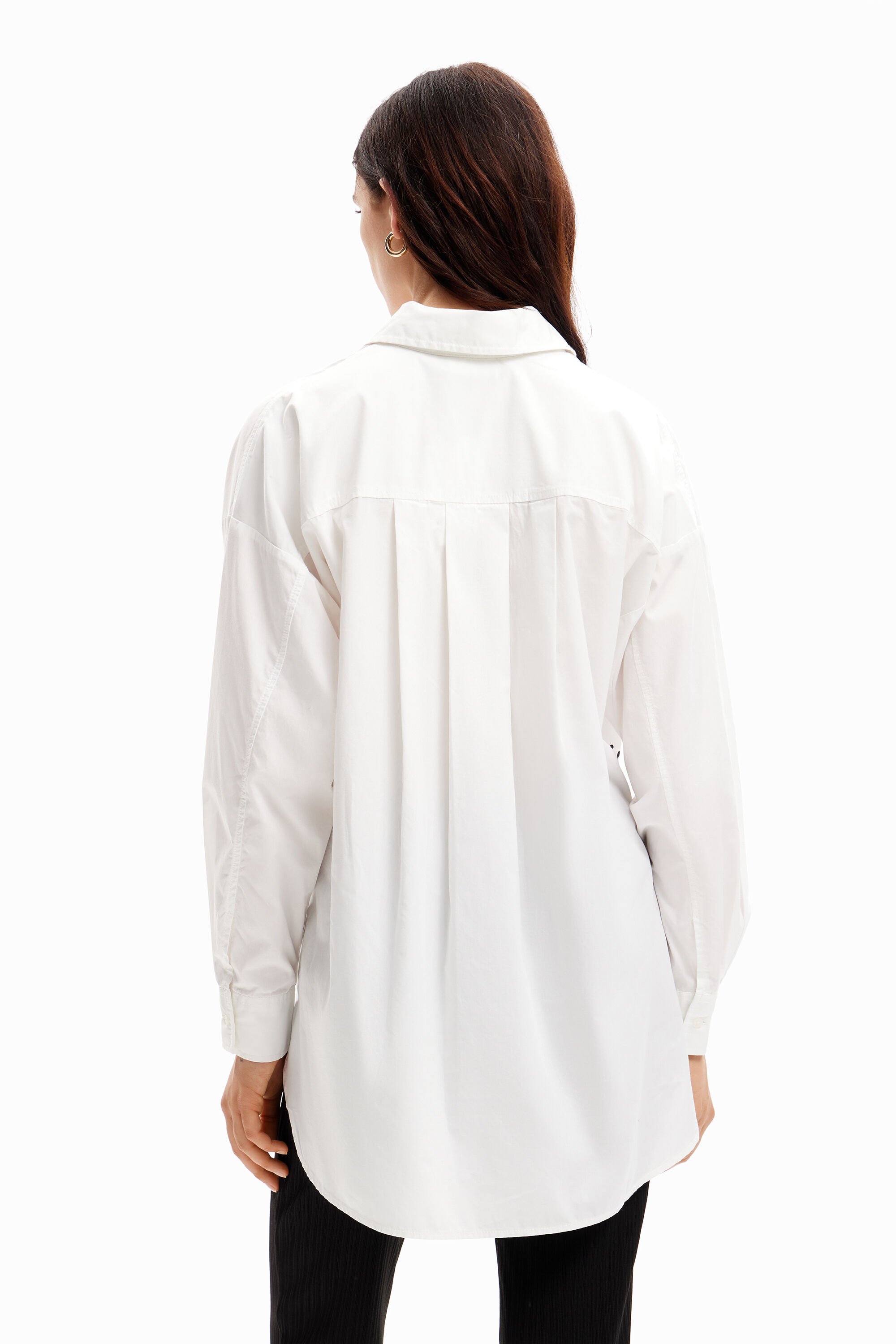 Chemise oversize lettering
