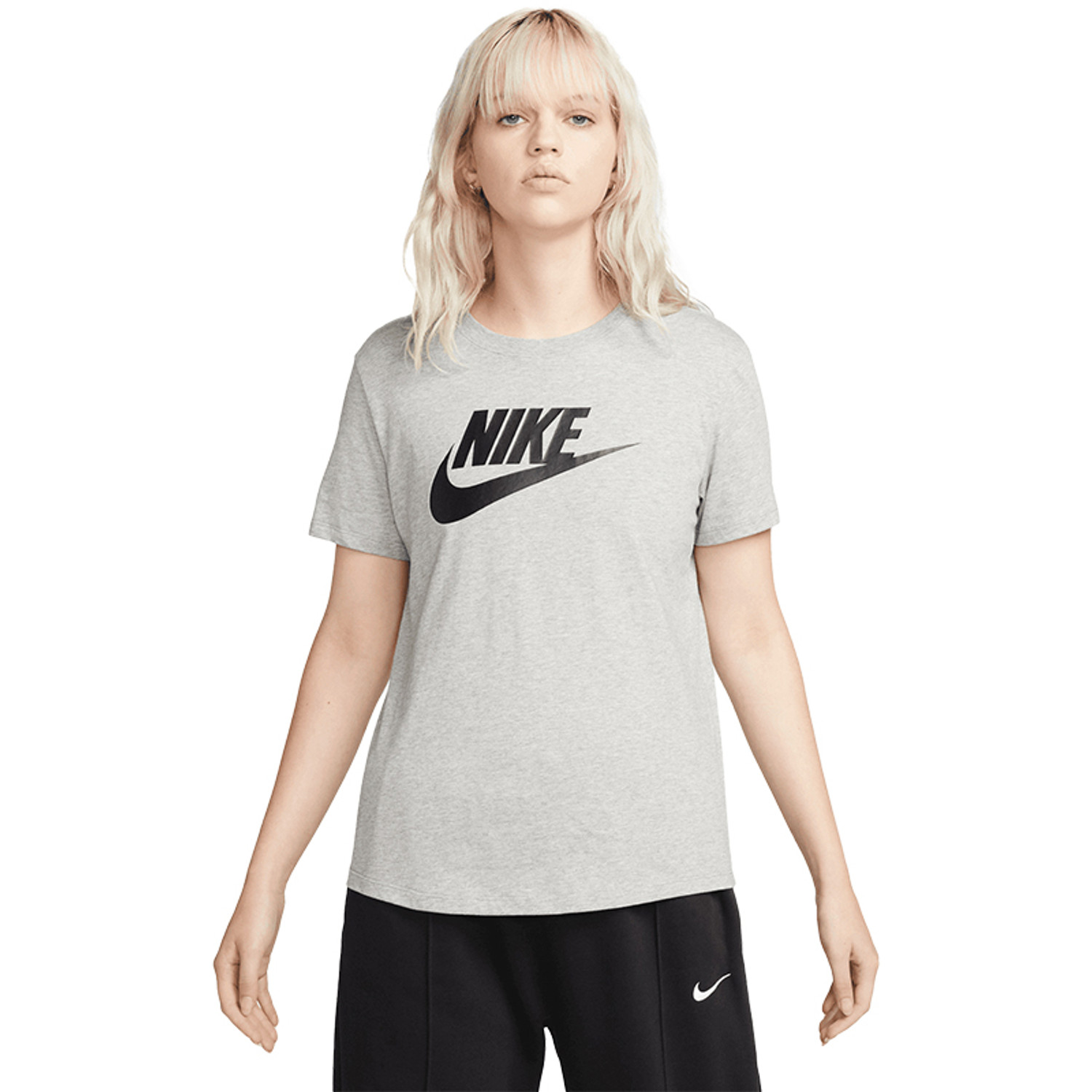 Nike Sportswear Logo Tee