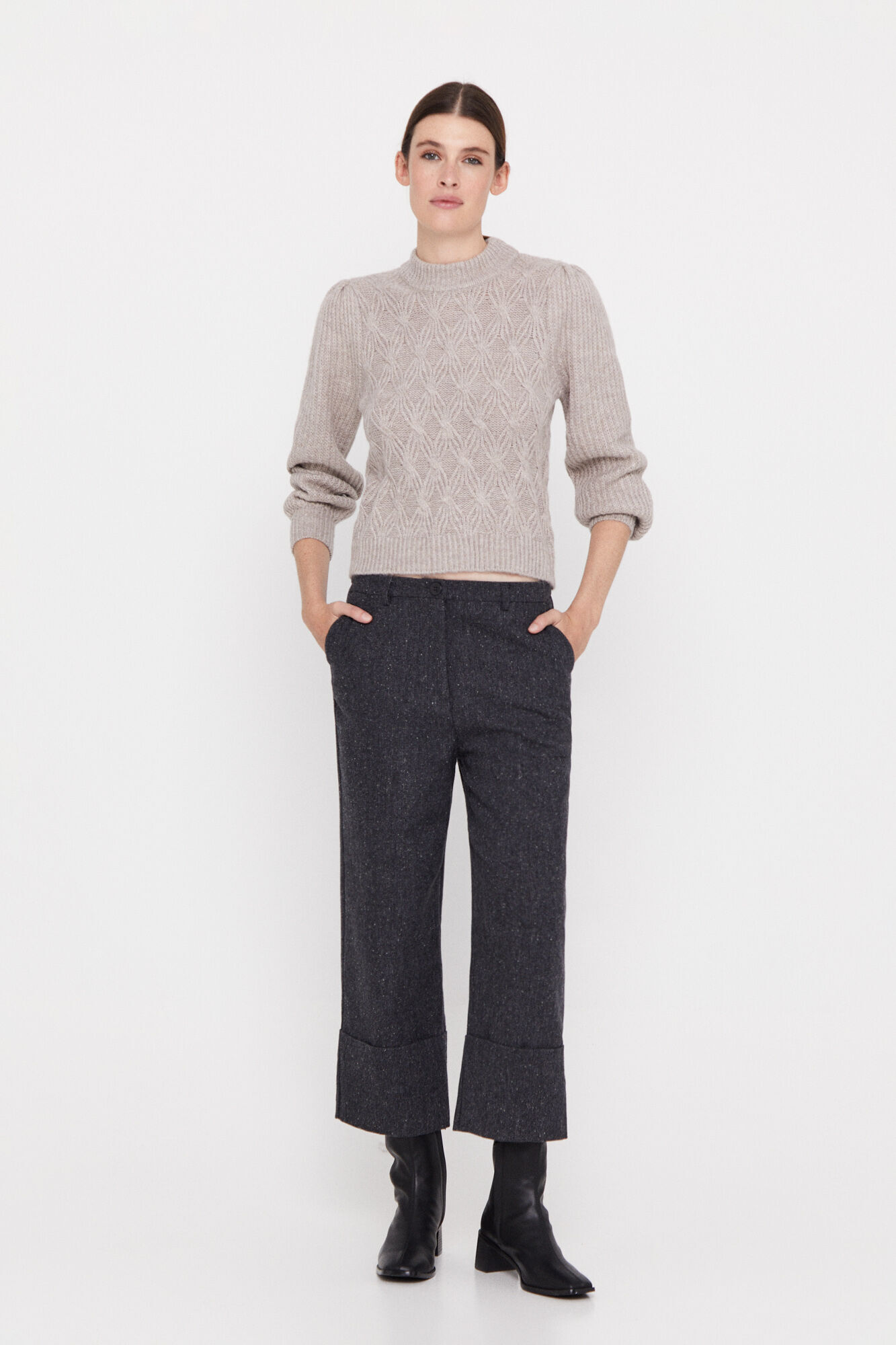 Calça cropped - Cinza