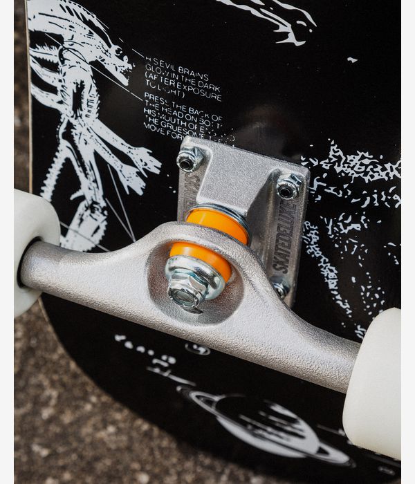 skatedeluxe Ufo 7.875