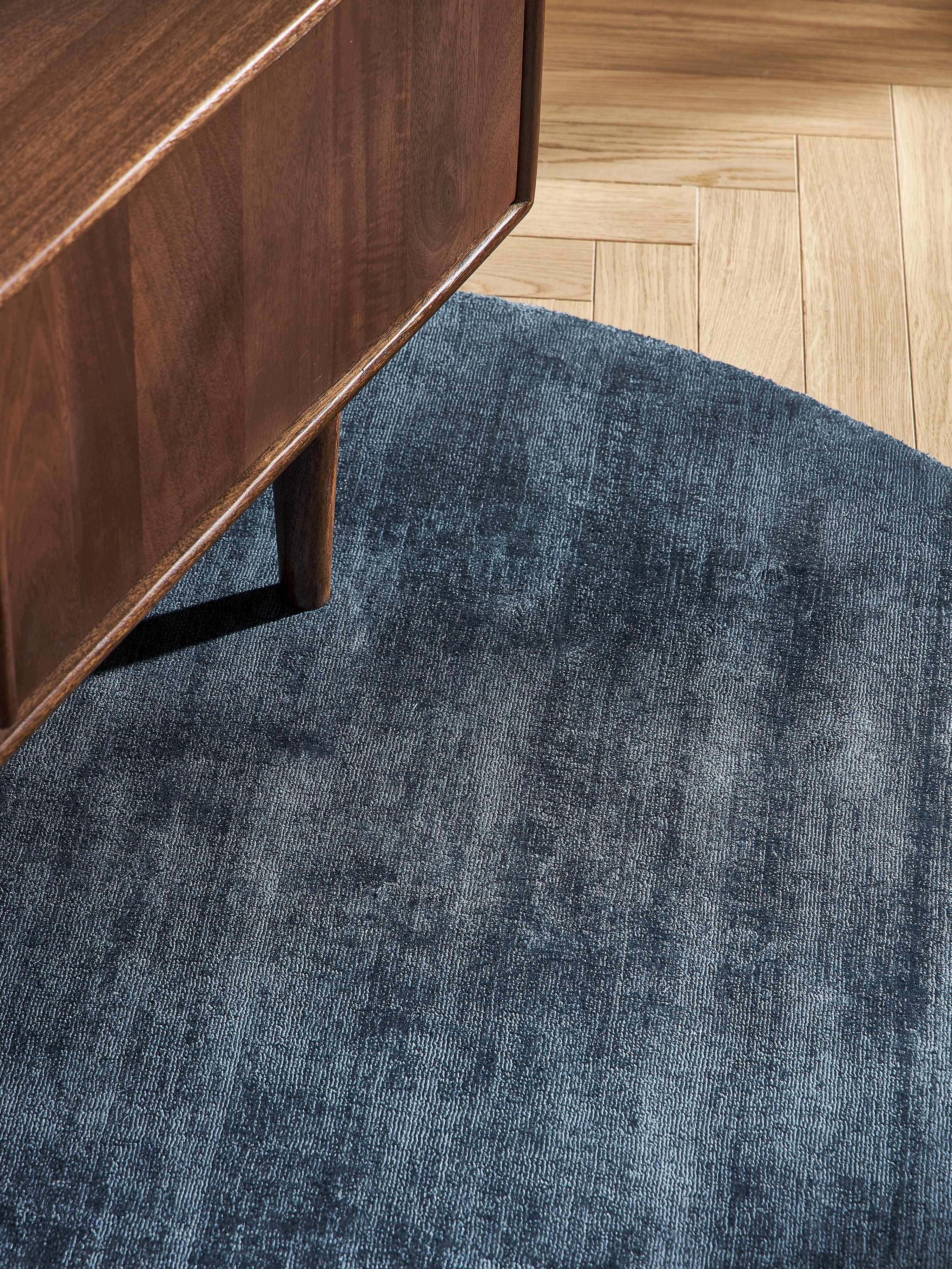 Rond viscose vloerkleed Jane, handgeweven