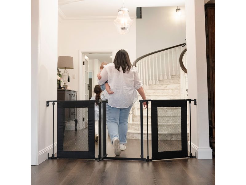 DREAMBABY Türschutzgitter Endeavour 3-Panelle 74.5 cm - 195 Schutzgitter aus hochwertiger Metallkonstruktion