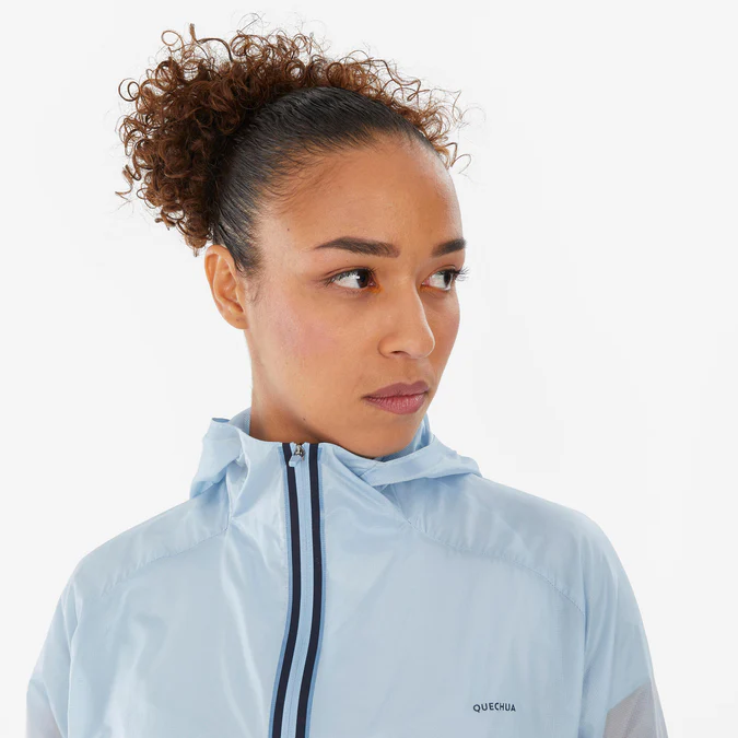 Decathlon Quechua - Jaqueta feminina leve e corta-vento Quechua MH900