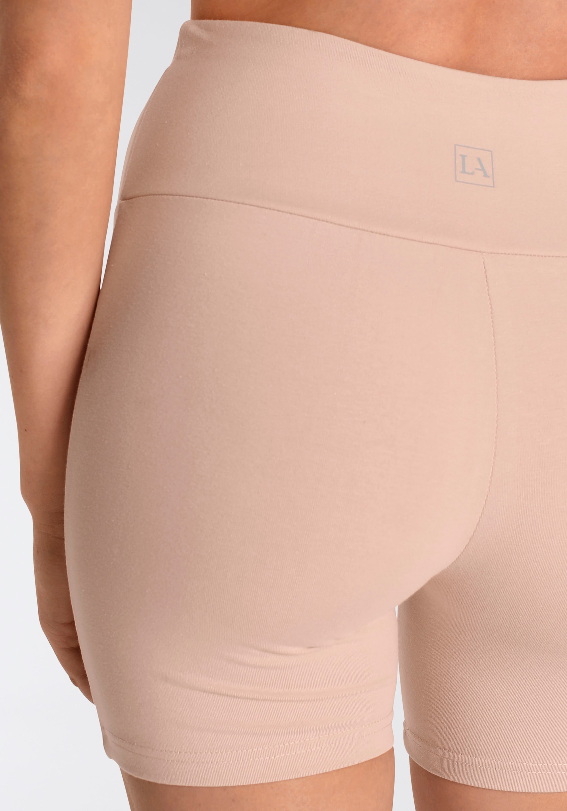 LASCANA Shorts  mit breitem Bündchen und Logodruck