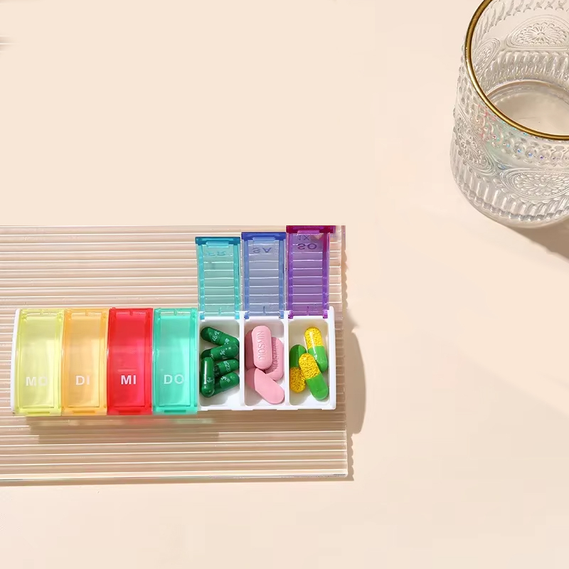 (136x48mm) Medikamenten Dosierer 7 Tage Dosett Tablettenbox Supplements Pillendose - Bunt