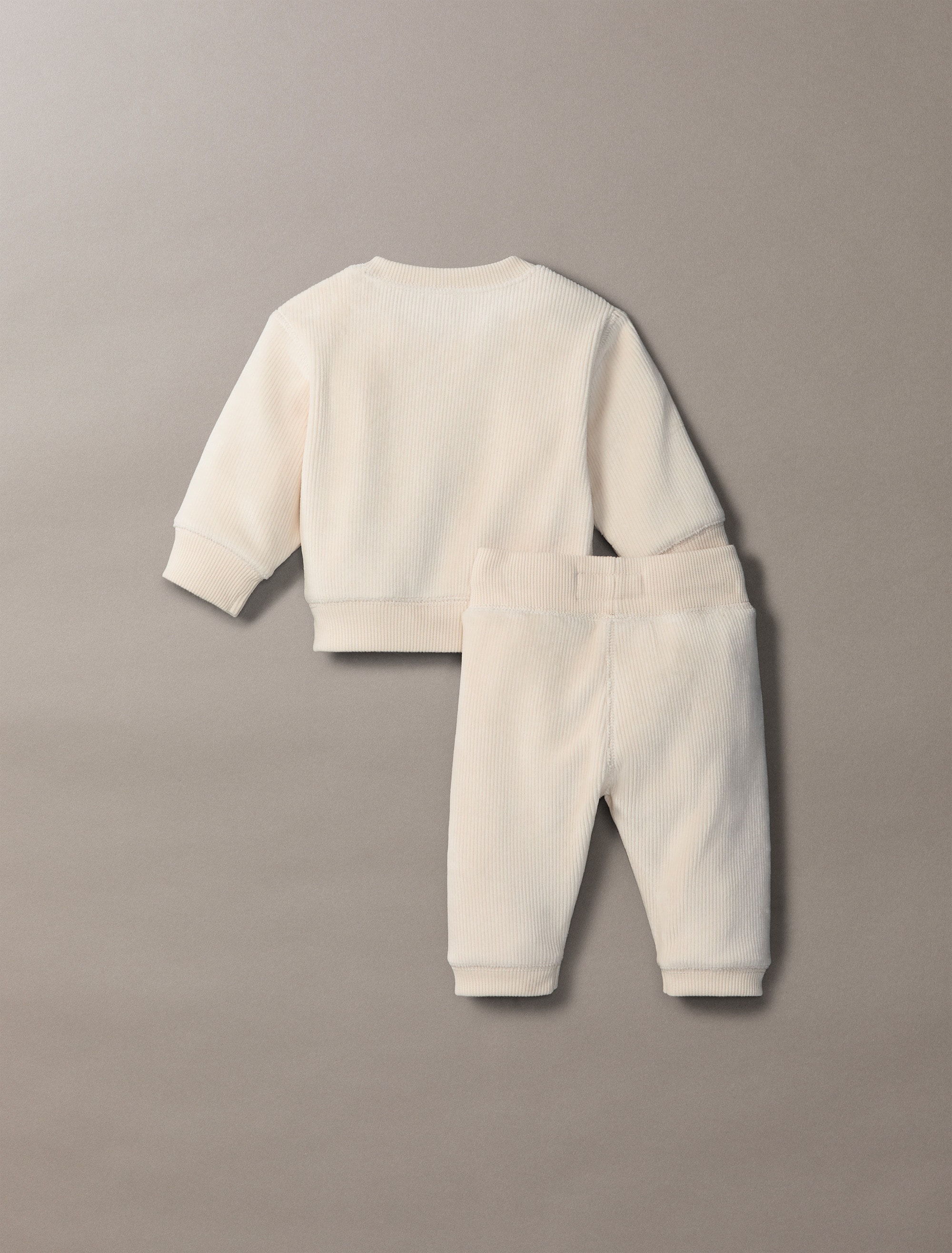 Calvin Klein Jeans Shirt & Hose »RIB VELVET FLEECE SET GIFTPACK«, 2 Stk. für Babys bis 2 Jahre, Geschenkset