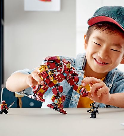 LEGO? Marvel - Hulkbuster: Slaget Om Wakanda 76247 - 385 Dele
