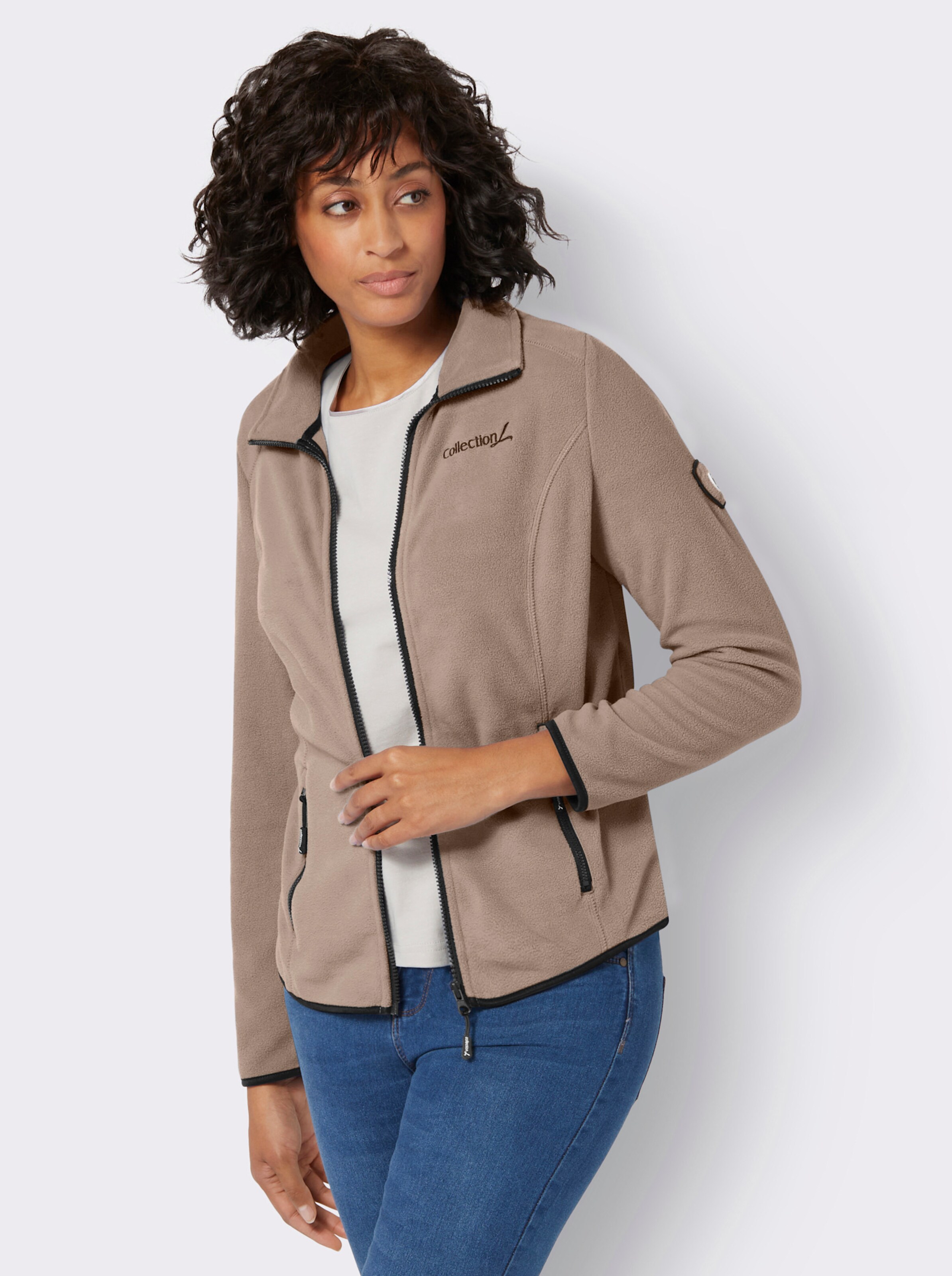 Fleecejacke mit Stickerei