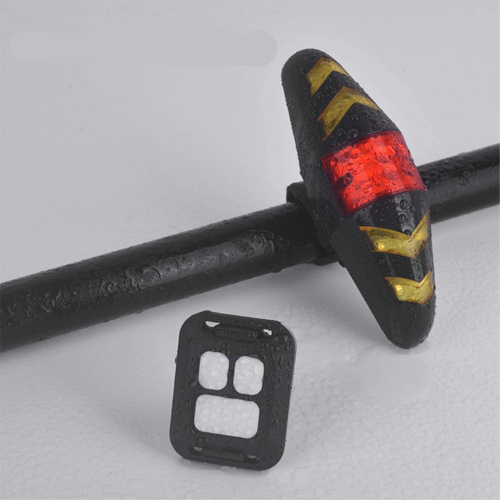 2in1 Wiederaufladbares USB Velo Fahrrad Blinker Rücklicht LED Bremslicht Warnlicht (Spritzwasserfest)