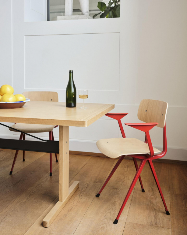 Hay Passerelle tafel 300x95 eiken Black