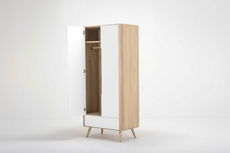 Gazzda Ena garderobe hangend 200x90 naturel