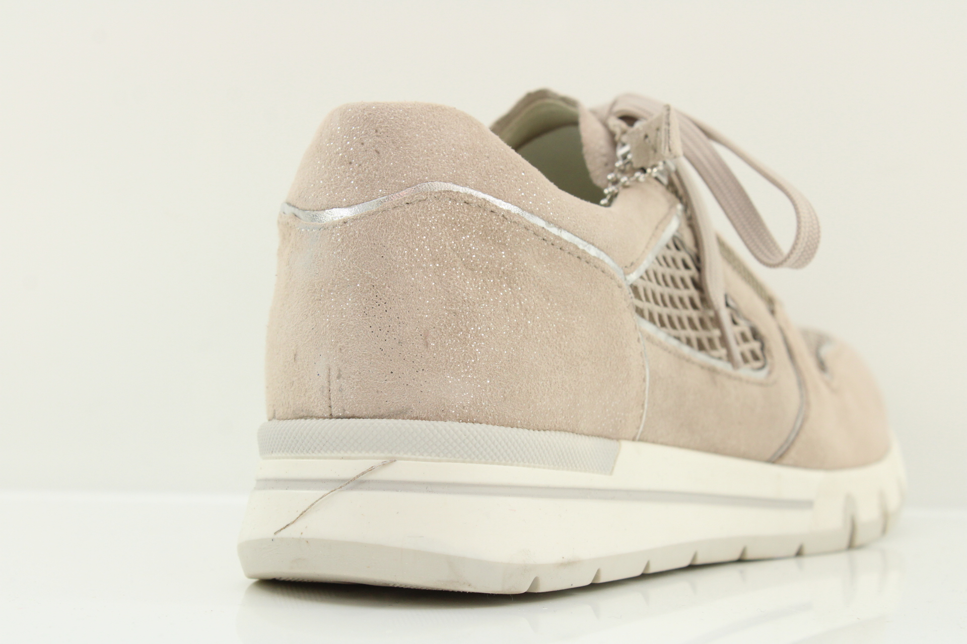 Caprice Sneaker