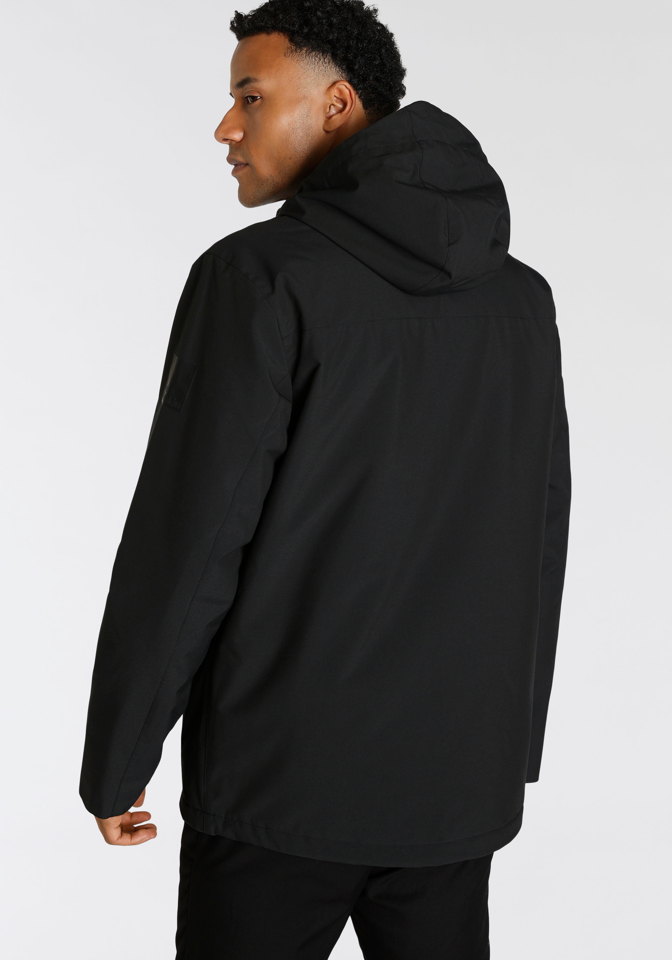 Jack Wolfskin Funktionsjacke »NOSTA Outdoorjacke« mit Kapuze Wärmend, winddicht, wasserabweisend, Übergangsjacke