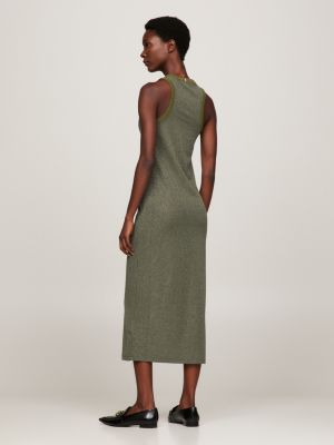 Vestido midi metálico sem mangas e de corte justo