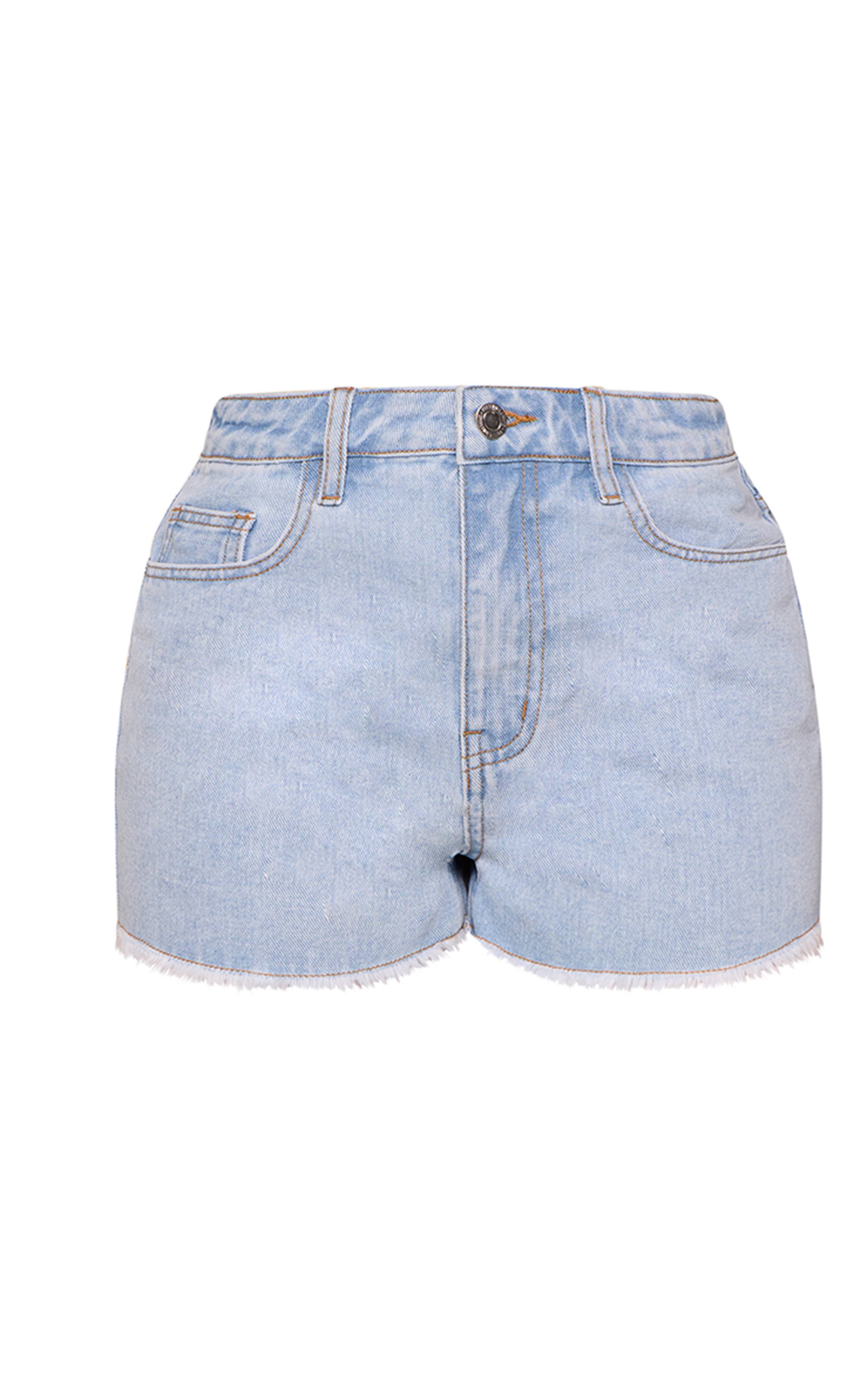 Light Blue Wash Short En Jean À Ourlet Effiloché Petite