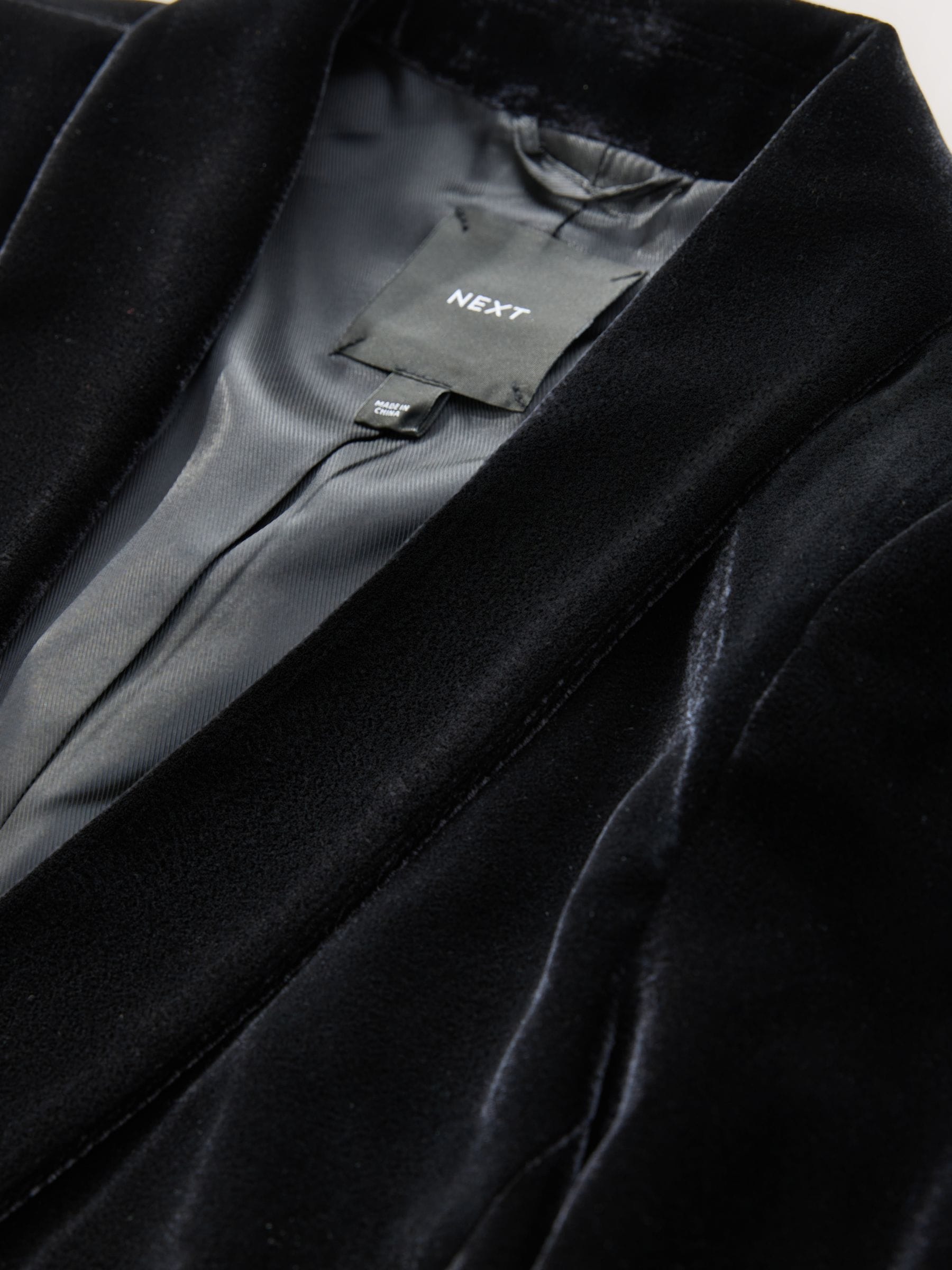 Zwart - Fluwelen blazer met enkele rij knopen