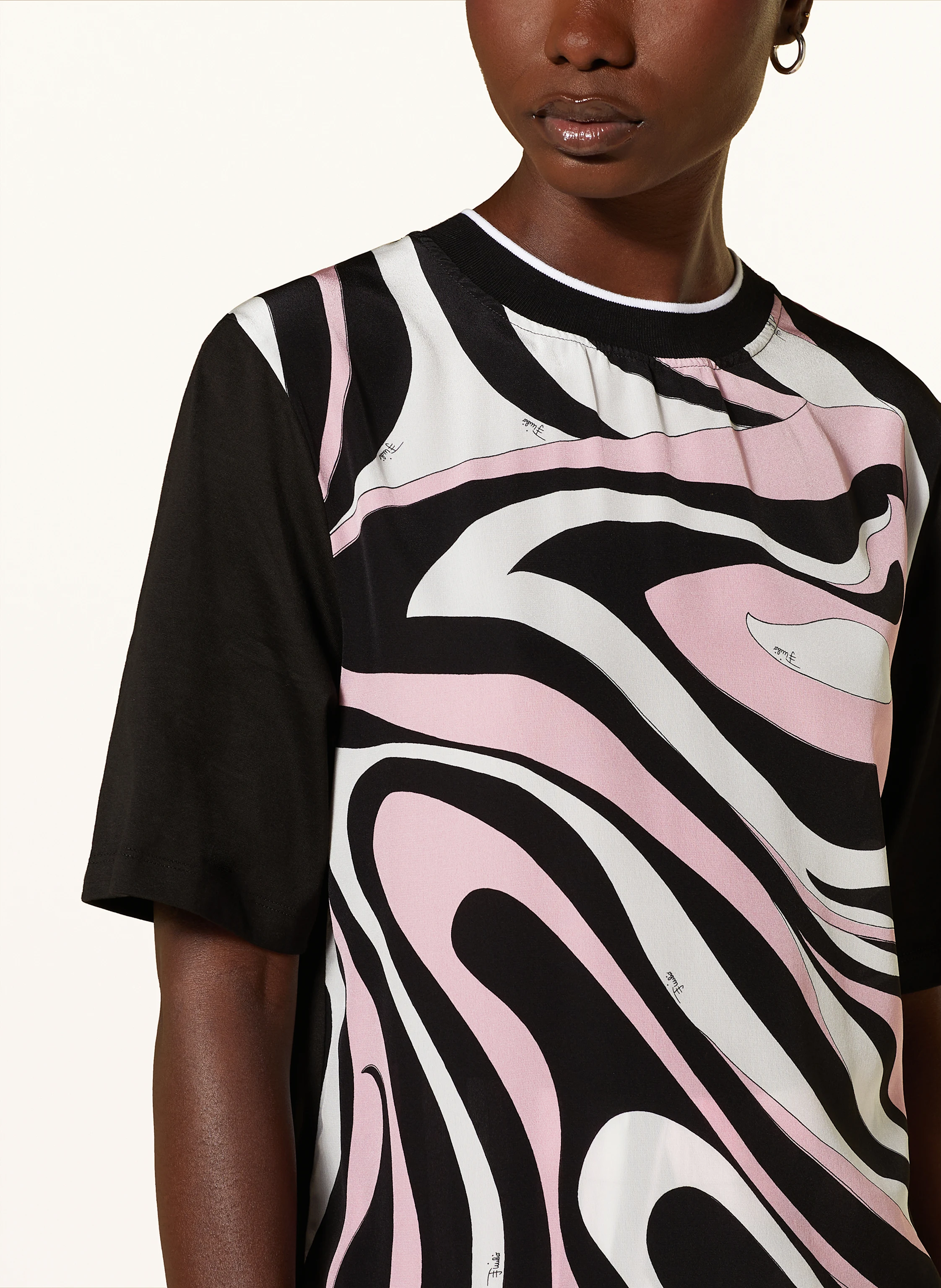 PUCCI T-Shirt im Materialmix