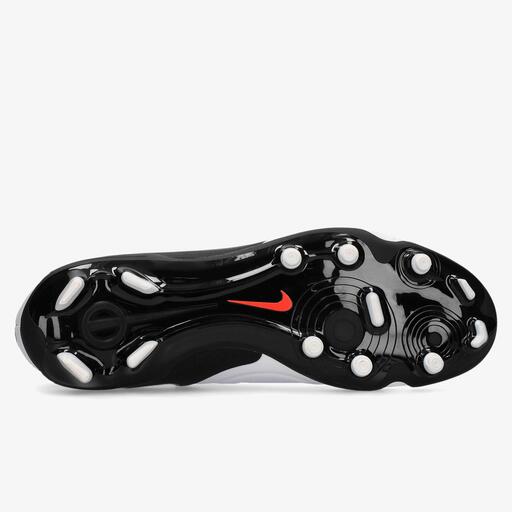 Nike Tiempo MG