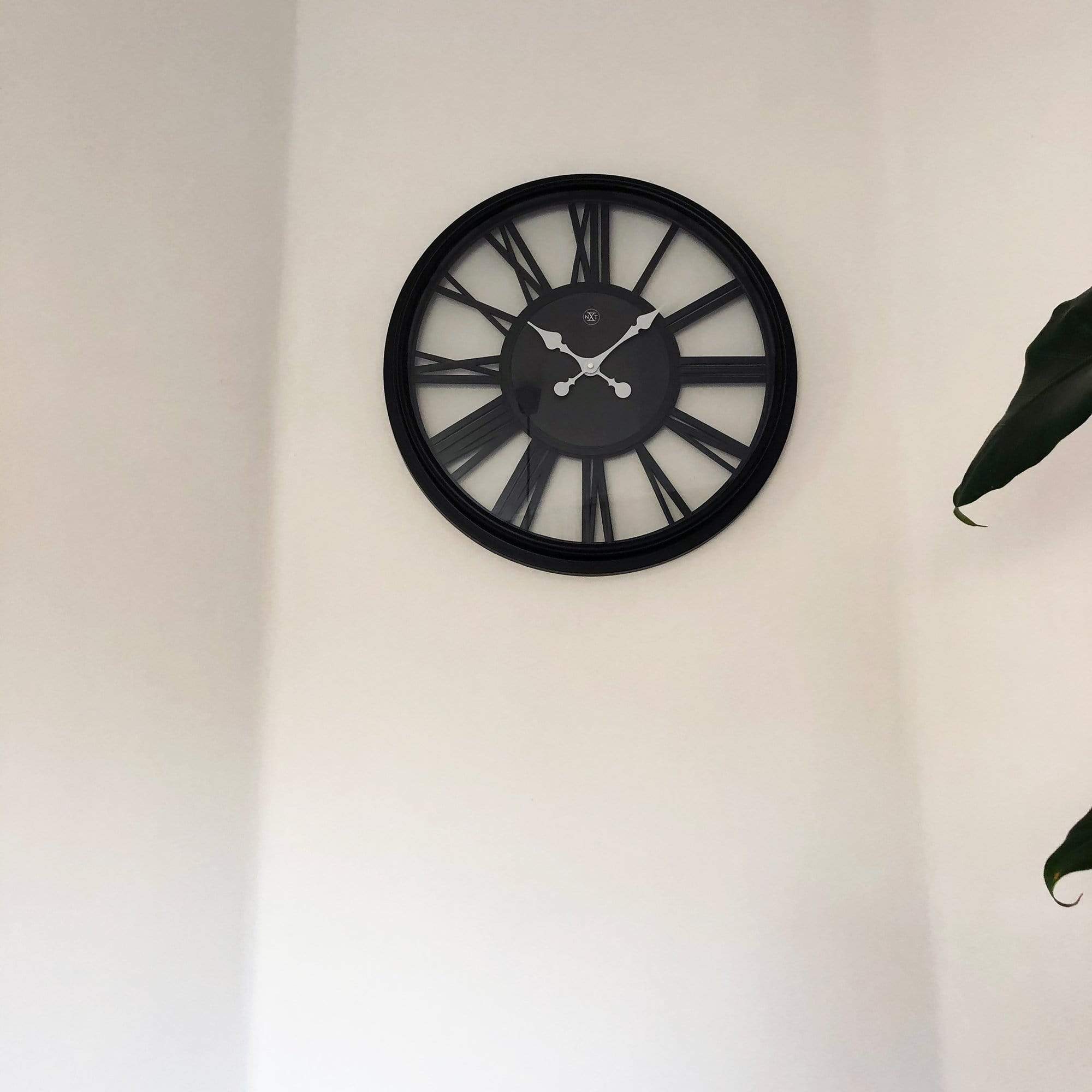 NeXtime - nXt - Wandklok -  51 cm - Plastic - Zwart - 'Quebec'