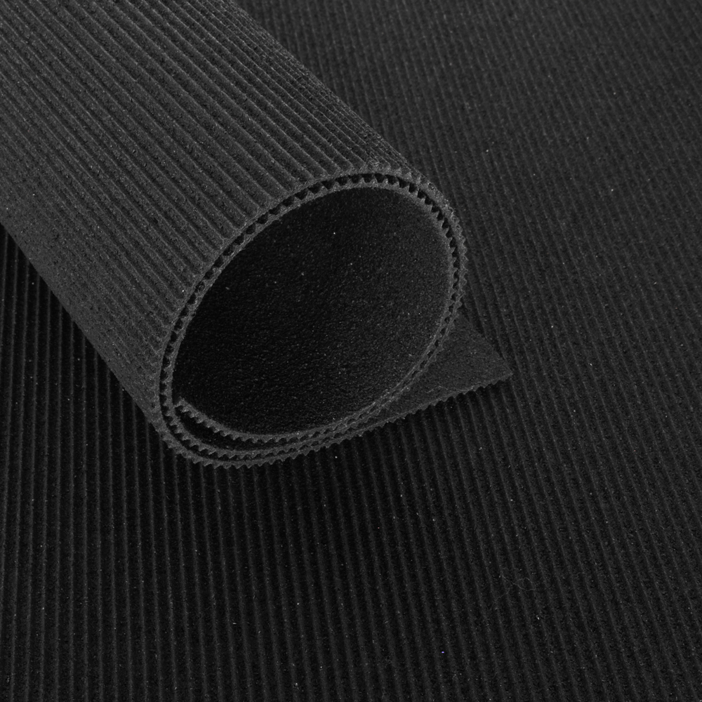 Tapis caoutchouc recyclé en rouleau - côtes fines 3mm laize 120cm