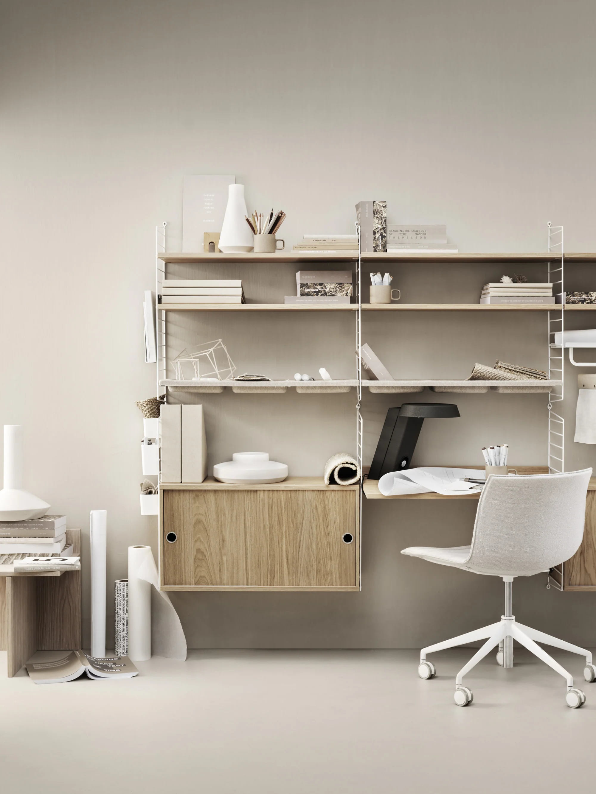 Kast String System met schuifdeuren