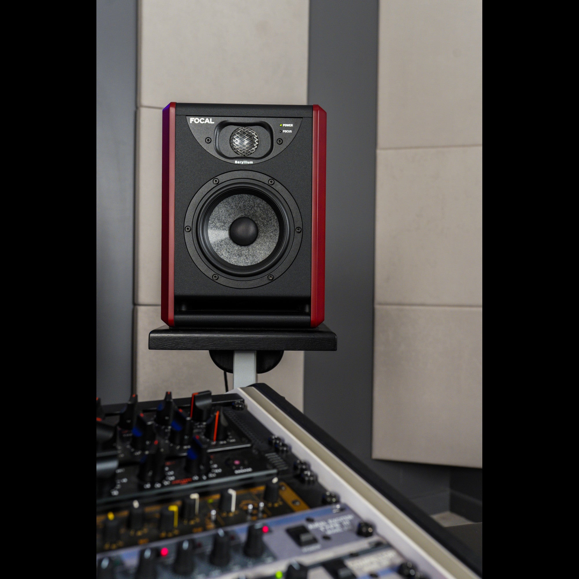 Focal Solo 6 actieve studiomonitor (per stuk)