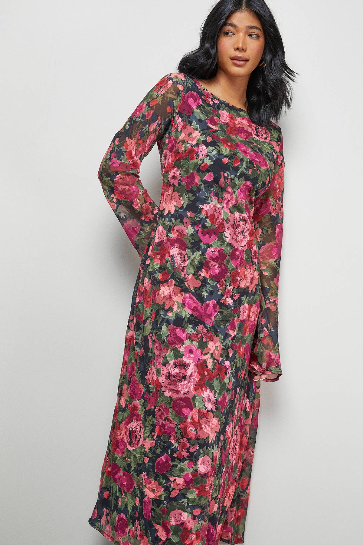 Warehouse Robe Midi Biais en Mousseline Fleurie Dévorée à Encolure Bardot