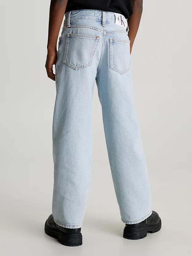 calça jeans skater de corte relaxado