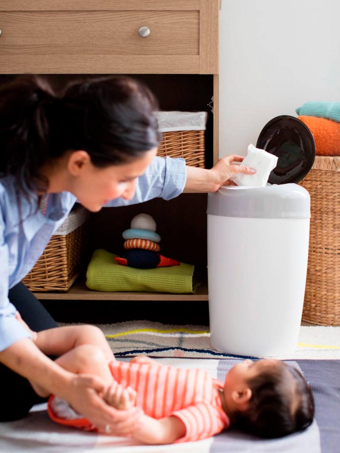Pacote com 3 refis para a lixeira de fraldas Simplee Tommee Tippee SANGENIC, branco claro, sem detalhes.