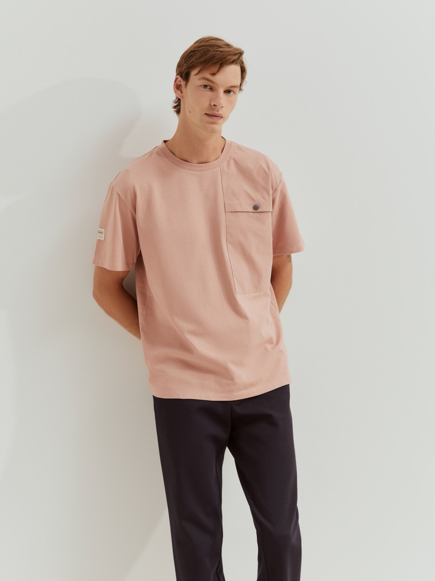 T-shirt de algodão com bolso