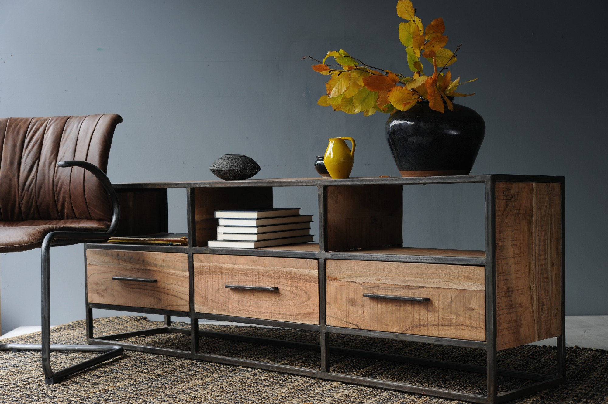 TV-Board 'Sveg', natur, B 175 cm, H 60 cm, L 40 cm von fischer's lagerhaus