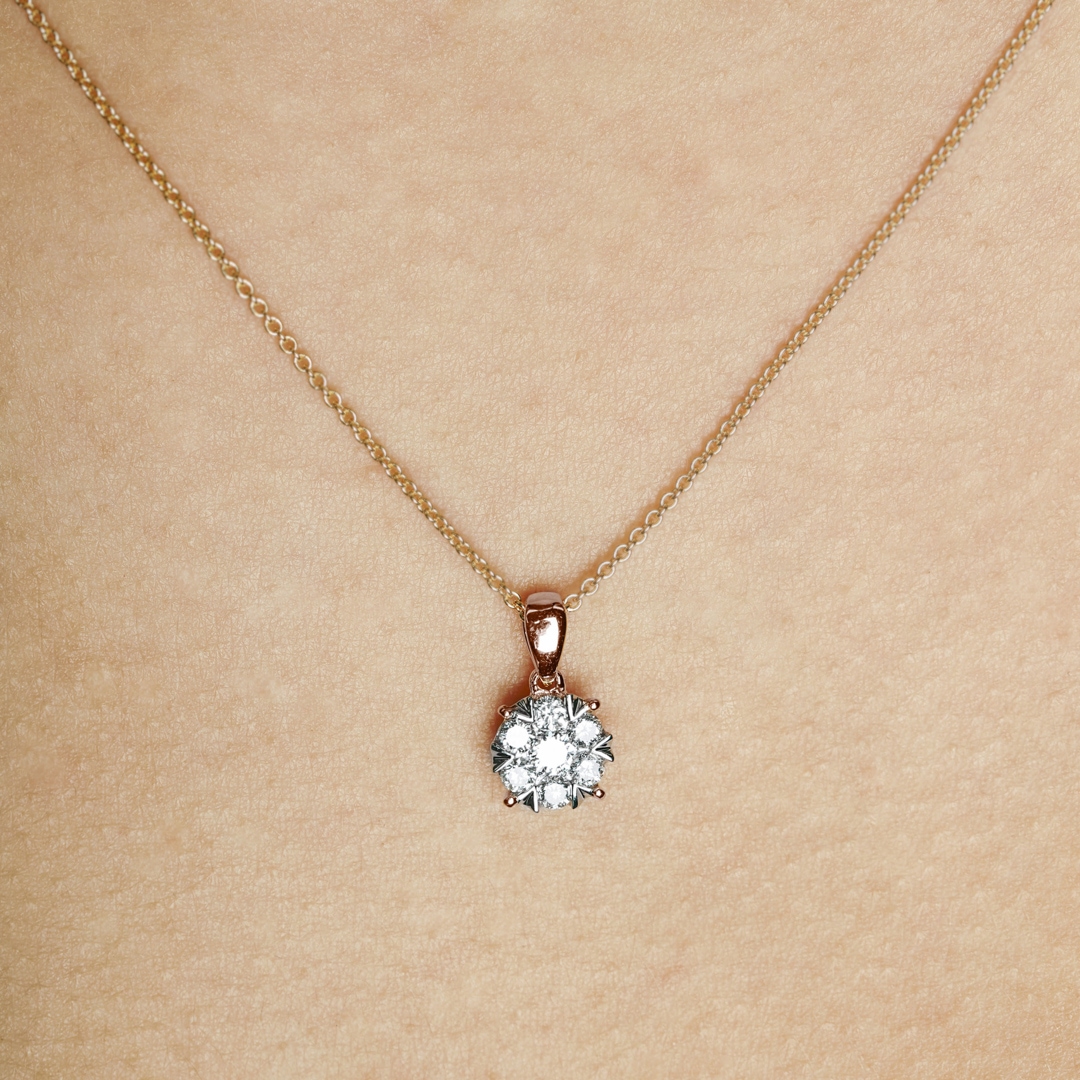 Anhänger 750/18 K Roségold mit Diamanten 0.34 ct H/si