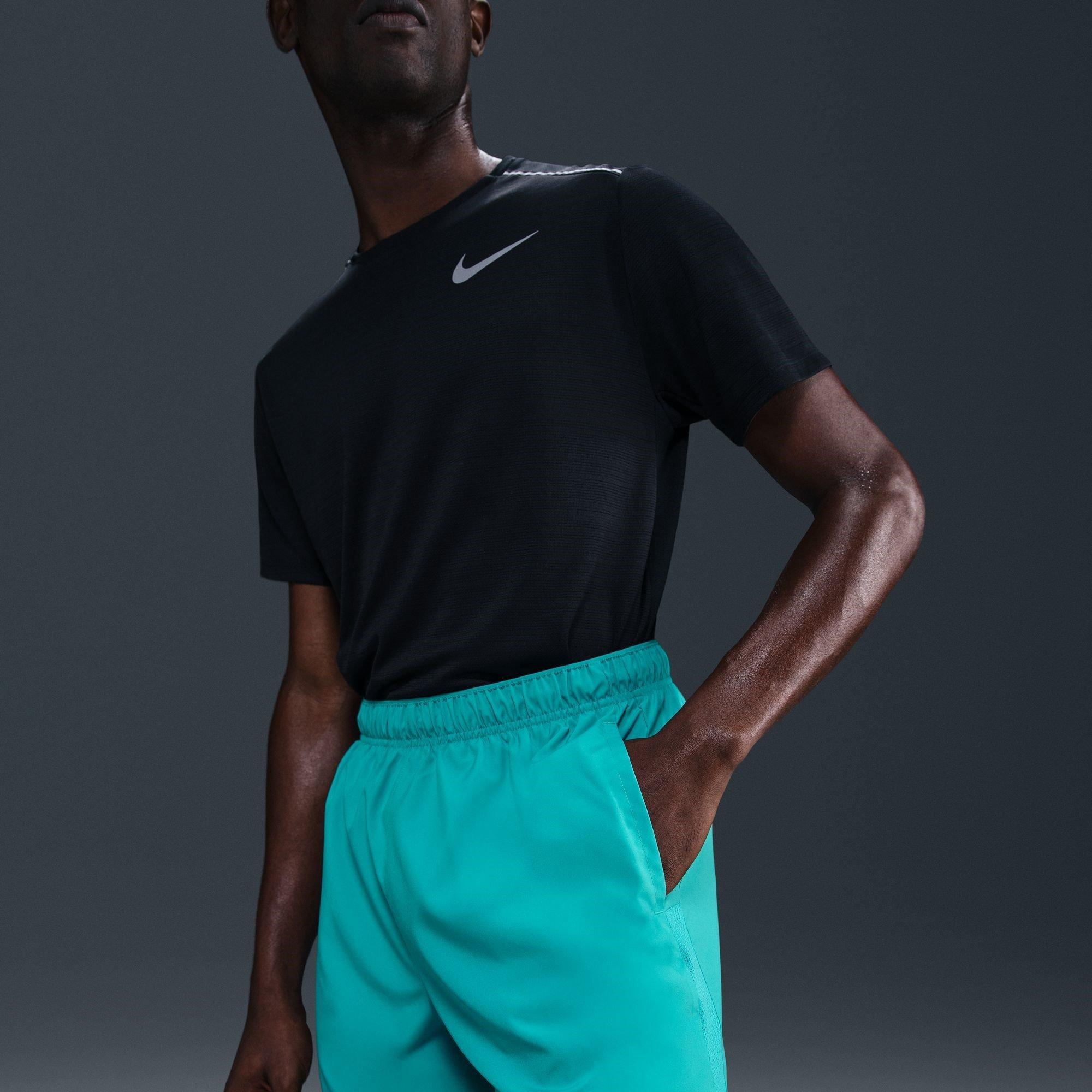 Nike Dri FIT Challenger Mens 7 Unlined Versatile Shorts
