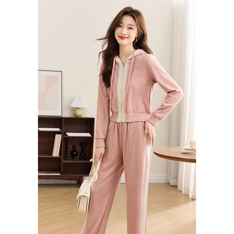 Jeonseon - Set: Tweekleurige jas met capuchon en rits + joggingbroek met hoge taille en wijde pijpen