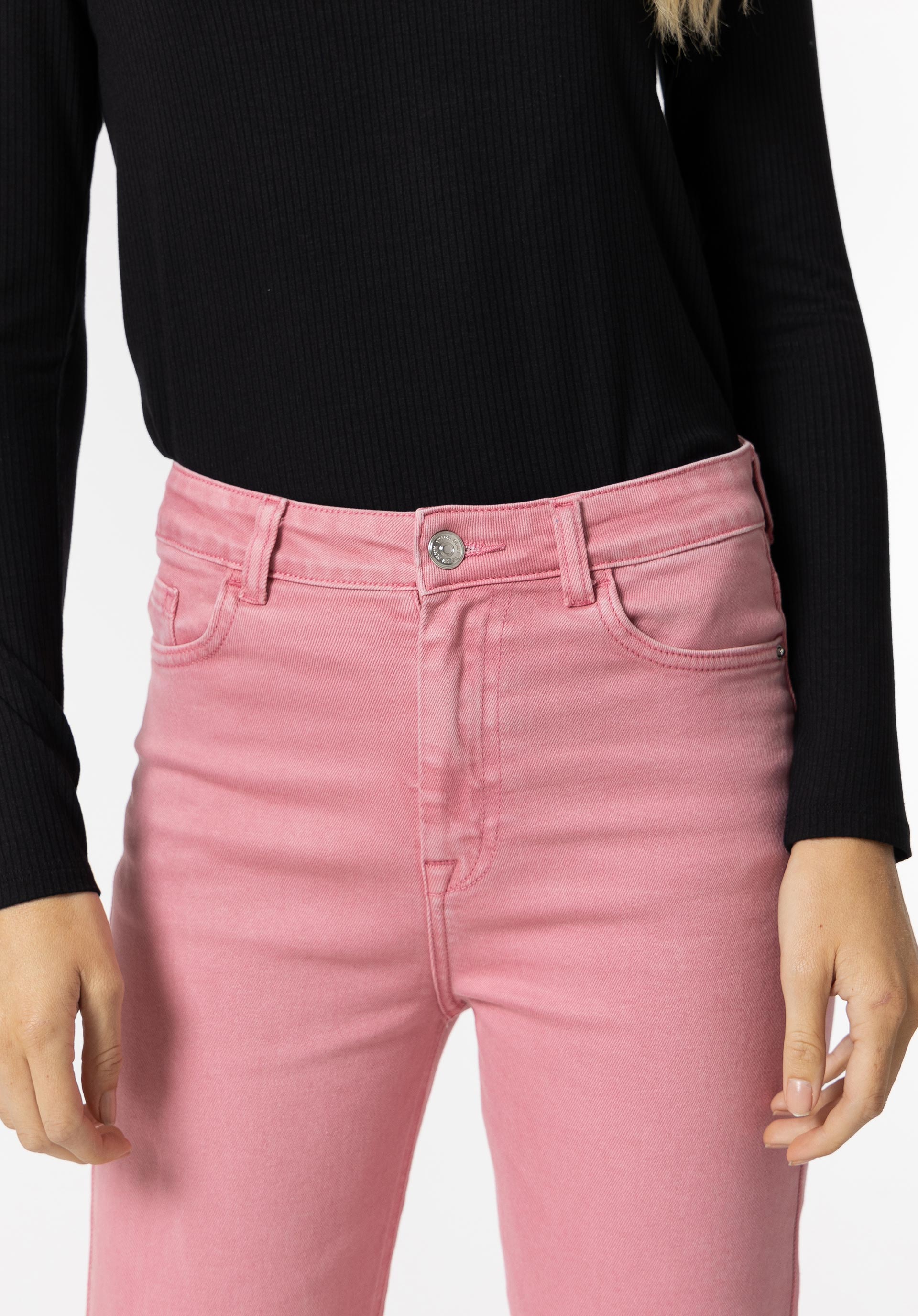 Jeans Mom Slim Fit Cintura Alta