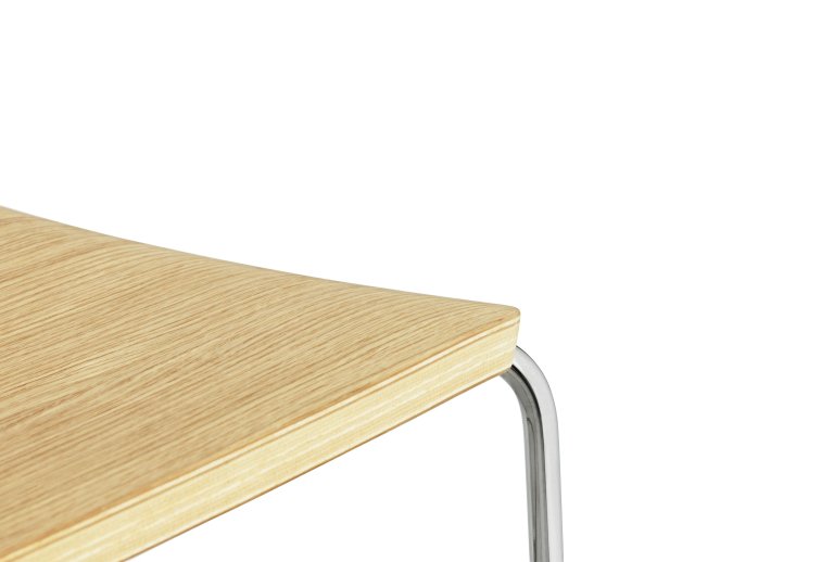 Normann Copenhagen Just Chair stoel met verchroomd onderstel eiken