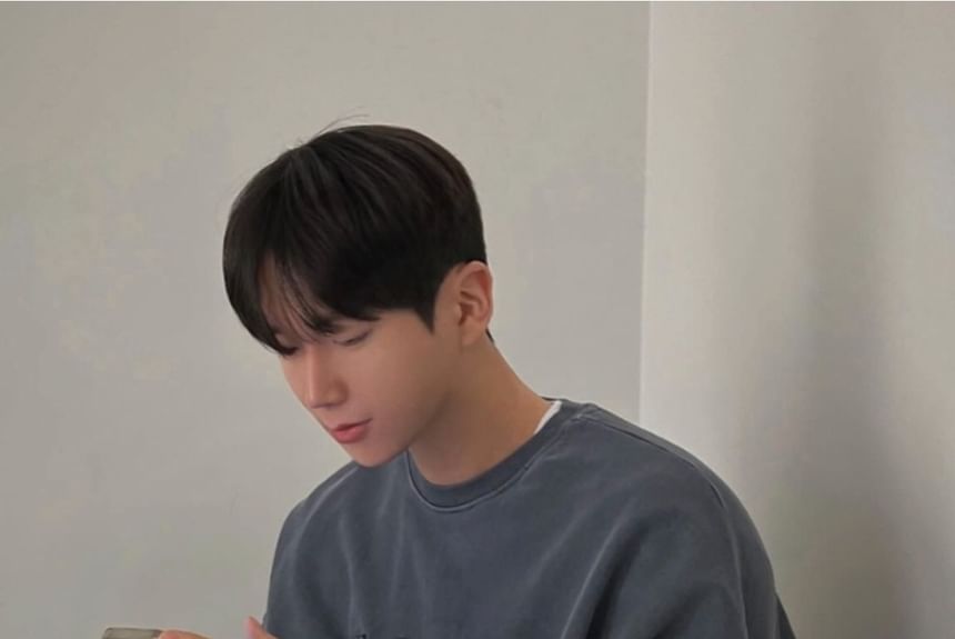 SeoulPop - Gewassen sweatshirt met letterpatch
