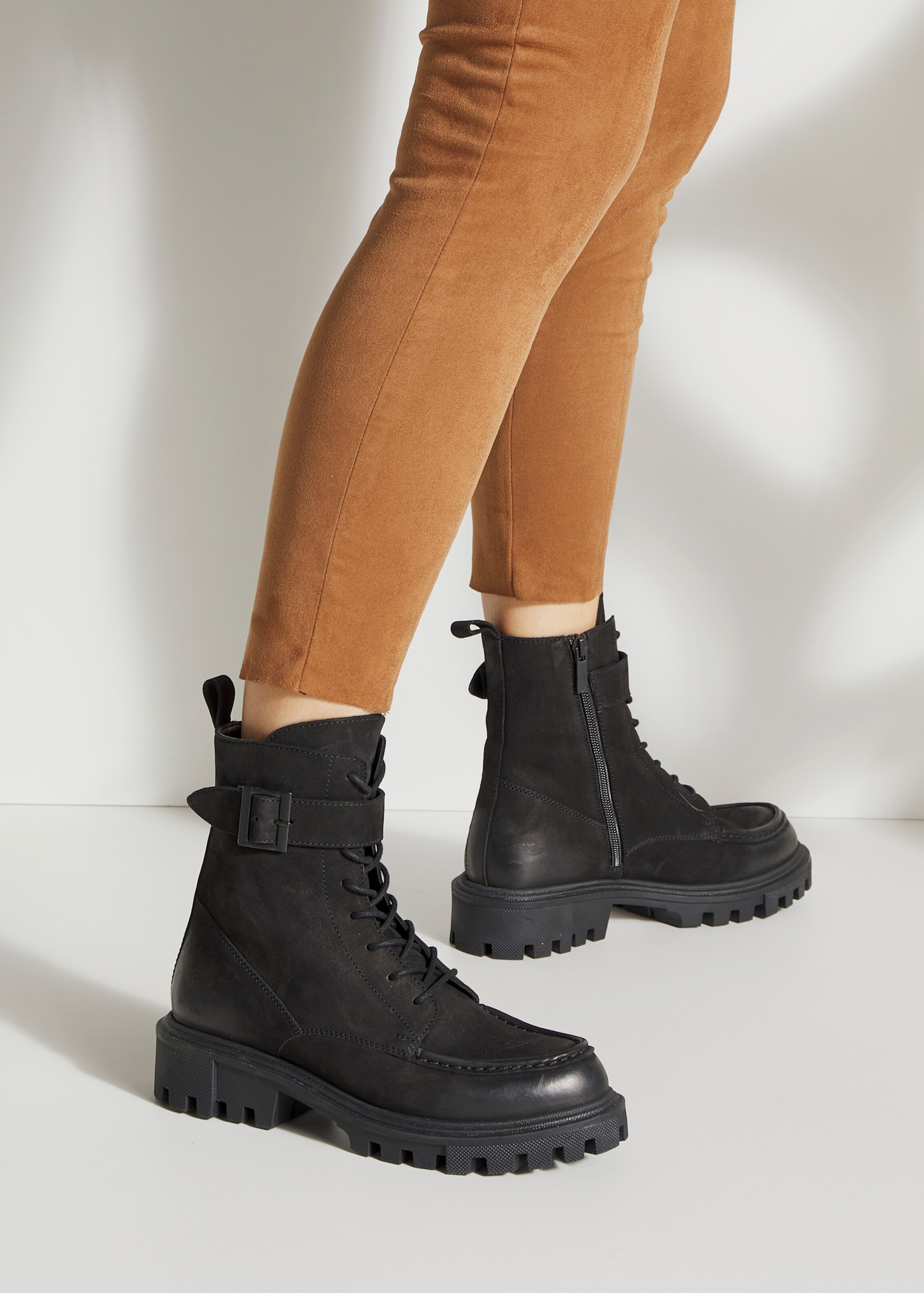 Schnürboots