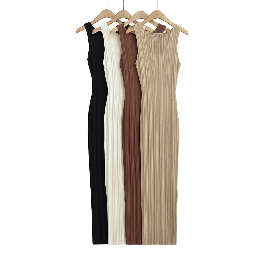 Sundine - Mouwloze geribbelde midi-jurk