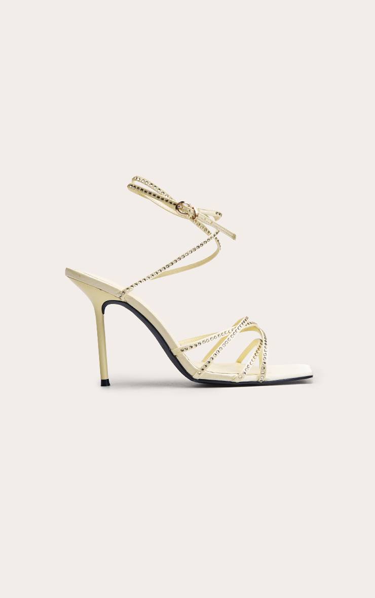 Citron Sandale À Talons Avec Brides Ornées De Strass Thermocollants