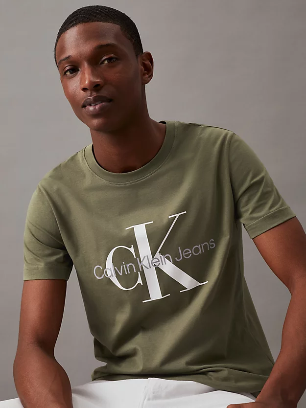 Camiseta slim fit com monograma