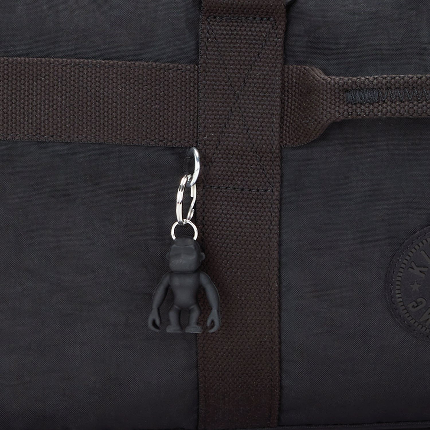Kipling Jonis M black noir