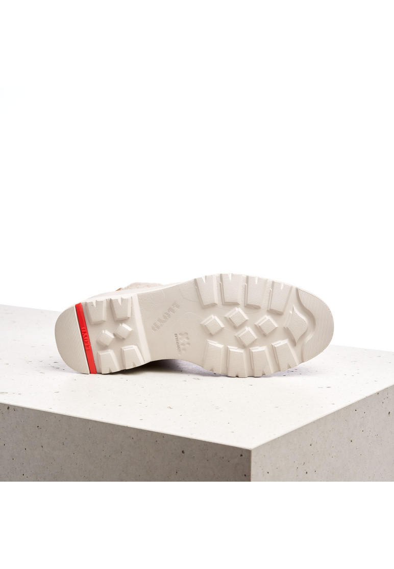 STIEFELETTE Braun