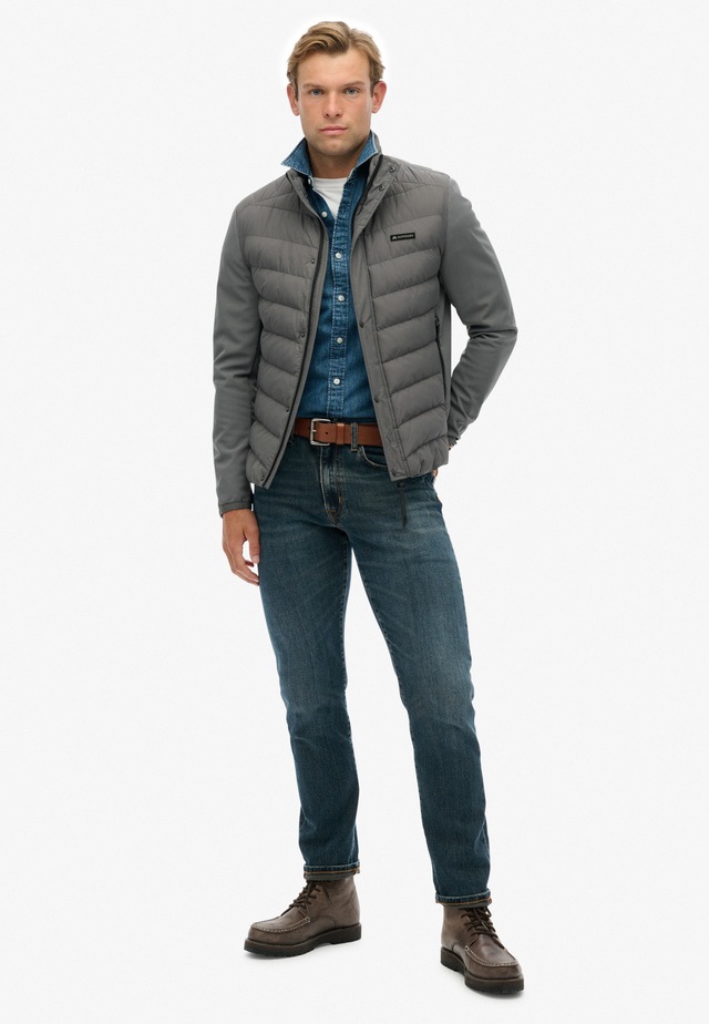 Superdry Steppjacke »STORM POPPER SOFTSHELL JKT« mit Kapuze