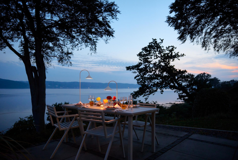 Frandsen Grasp tafellamp H47 LED oplaadbaar Matt White