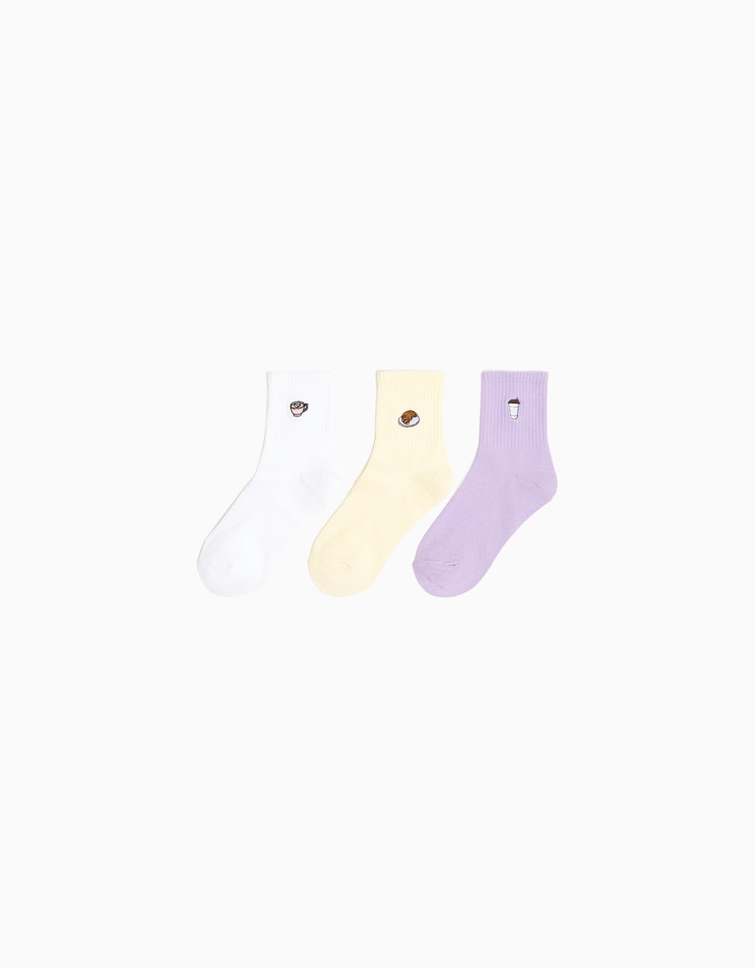 Pacote com 3 pares de meias bordadas