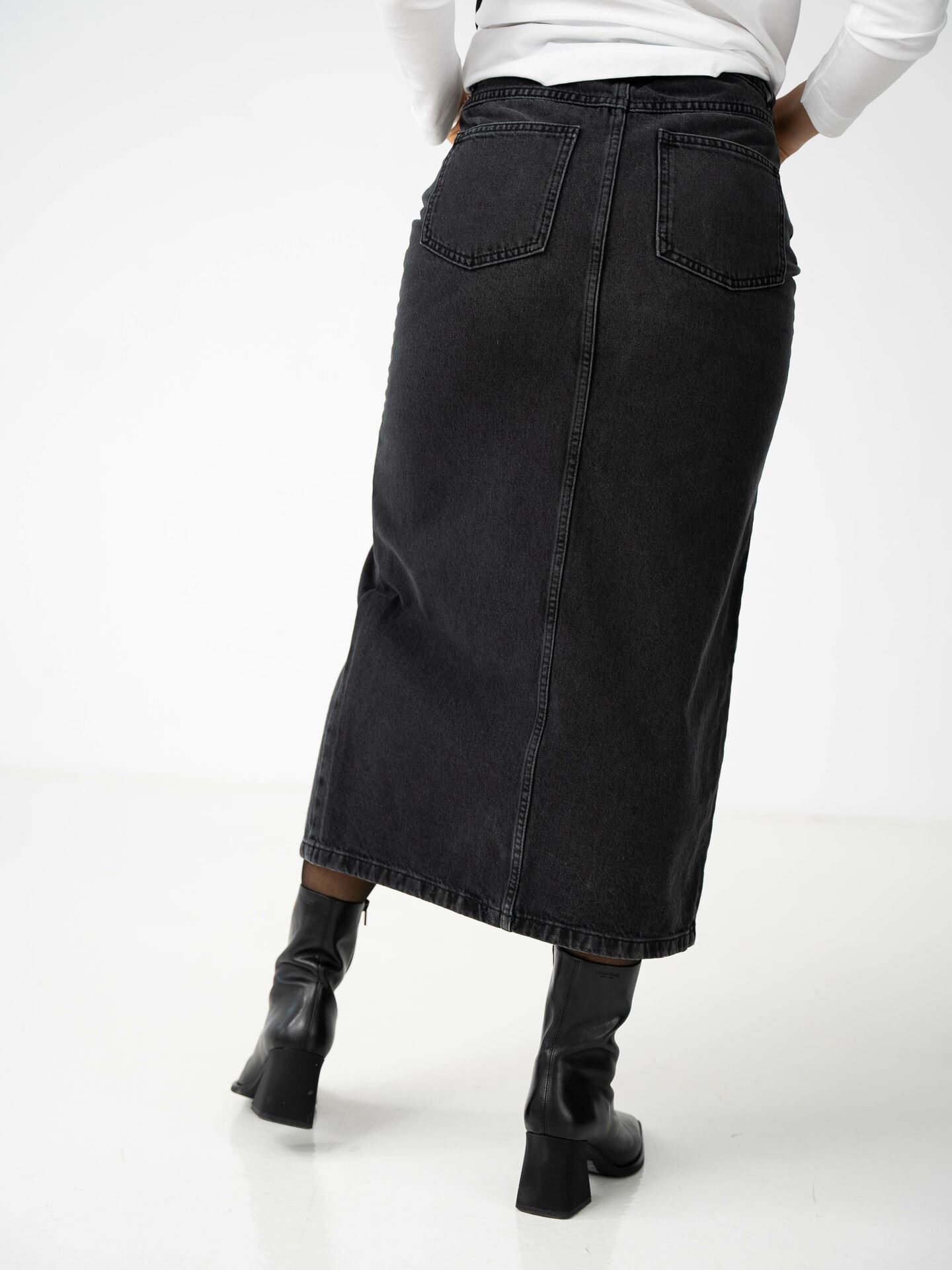 Dustine Skirt