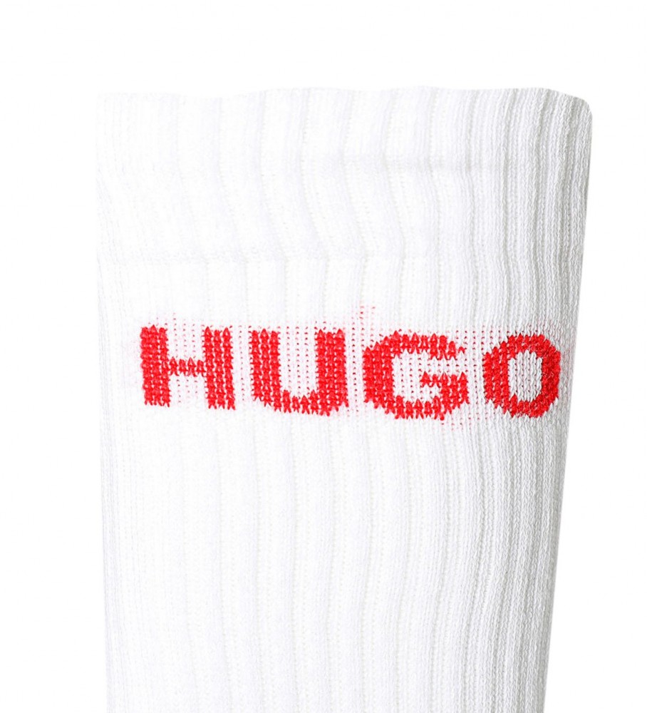 Pacote com 6 meias brancas com o logotipo da HUGO