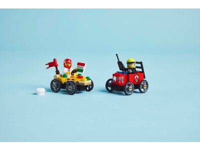 LEGO Raceautopakket: pizzabestelwagen vs. brandweerauto (60458)