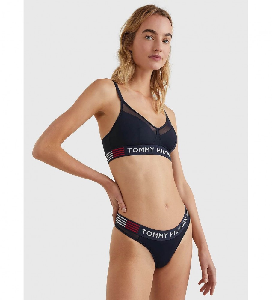 Calcinha fio dental Tommy Hilfiger Stretch com estampa em blocos de cor azul marinho.